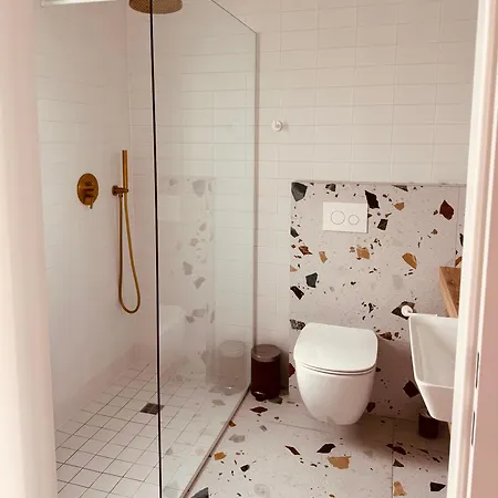 Nyaraló Morze Caloroczne *