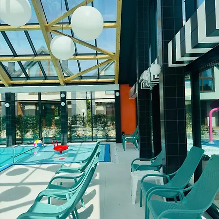 別荘 Morze Caloroczne ニエホジェ