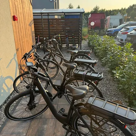 Morze Caloroczne Z Basenem Semesterbostad *